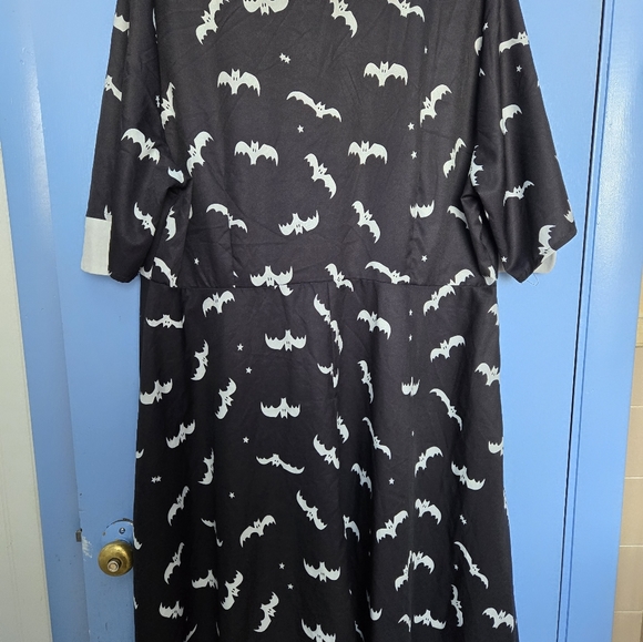 Bat Dress - Picture 3 of 3